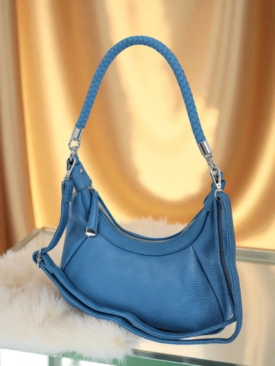 Royalfashion Малка дамска чанта от еко кожа с декоративна каишка Lacquea