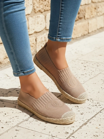 Дамски еспадрили Callisto светлокафяв равен ток екологична кожа