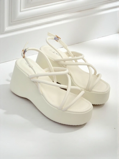 Royalfashion Дамски сандали на котурн Skyline Straps