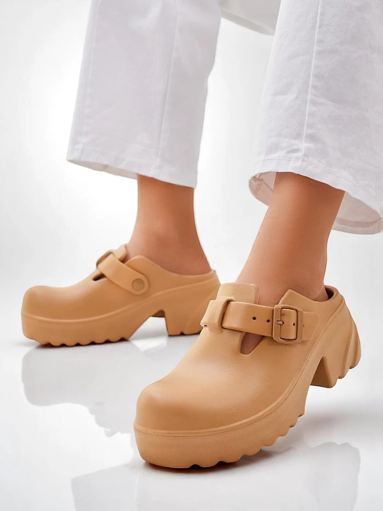 Royalfashion дамски сандали с гумен ток Voxones