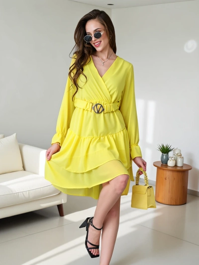 Royalfashion Дамска мини рокля с волани и обгръщащо деколте