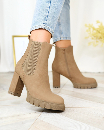 Royalfashion Светлокафяви дамски ботуши с висок ток Seihay