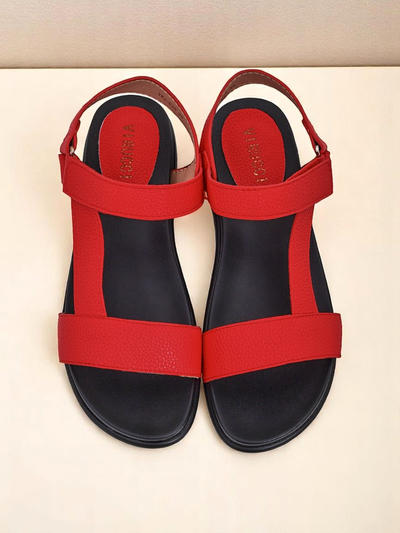 Royalfashion Дамски сандали с равна подметка Lillia