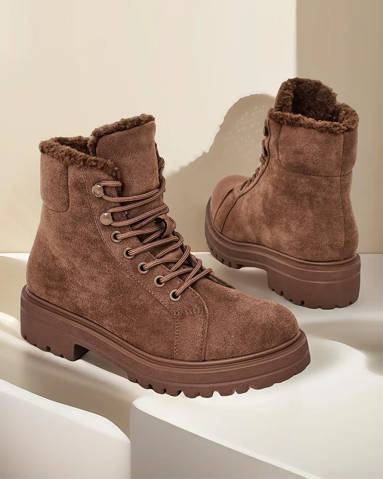 Разкроен модел на женски глезенки в царска мода Весот