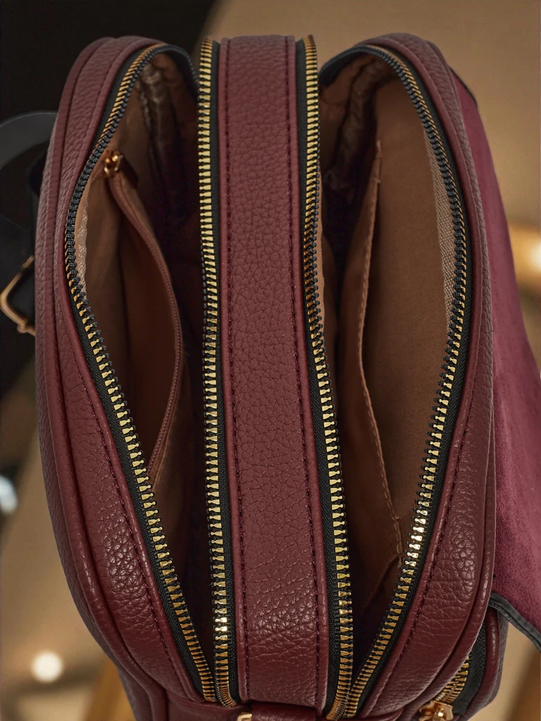 Малка дамска чанта от еко кожа Avenne