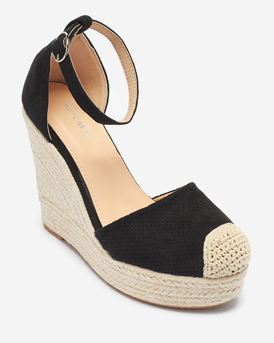 Royalfashion Черни дамски сандали на платформа Meylasi