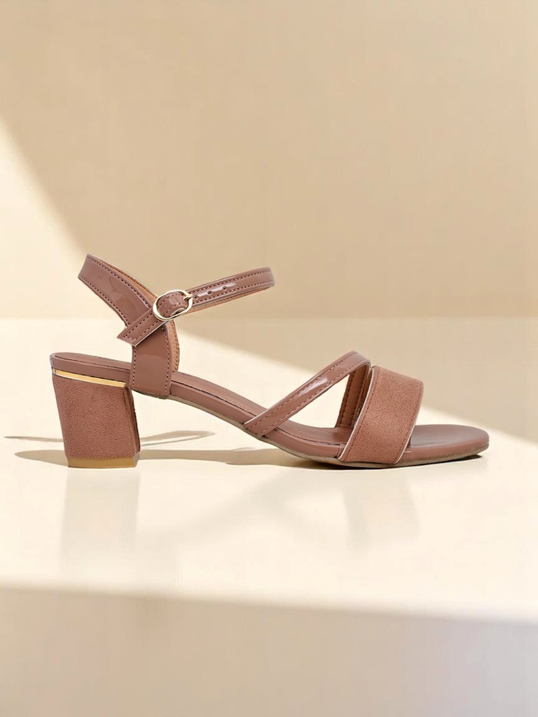 Royalfashion Лакирани дамски сандали на нисък ток Grace Gloss