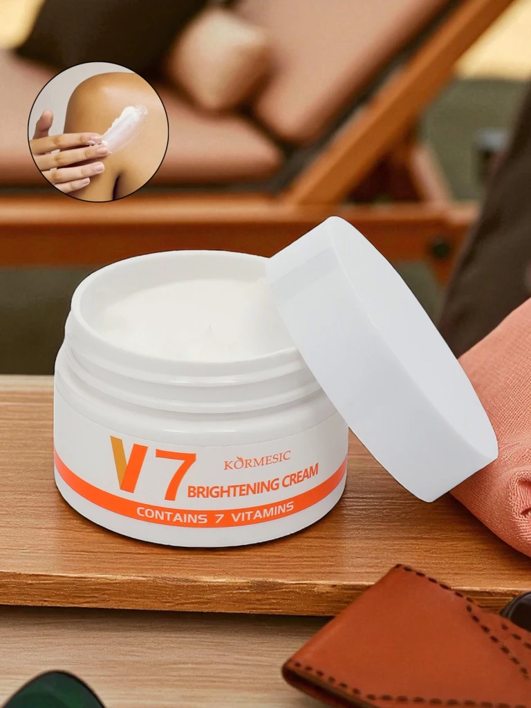 Озаряващ крем за лице с комплекс от 7 витамина