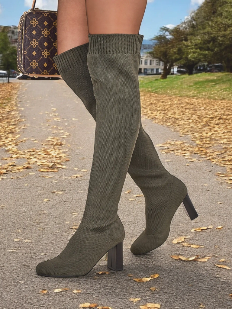 Дамски черни ботуши над коляното Royalfashion Мелиои