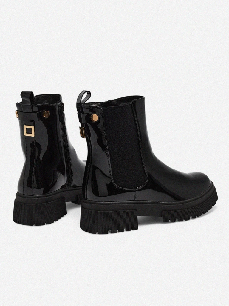 Лакирани дамски еко кожени боти Calebi