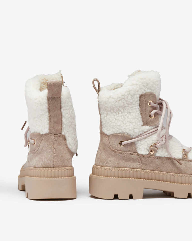 Royalfashion Светлокафяви дамски ловджийски ботуши с овча кожа Getatsa