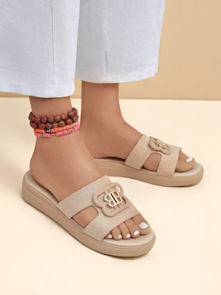 Royalfashion Дамски чехли на плоска подметка ChicStep