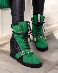 тъмнозелено