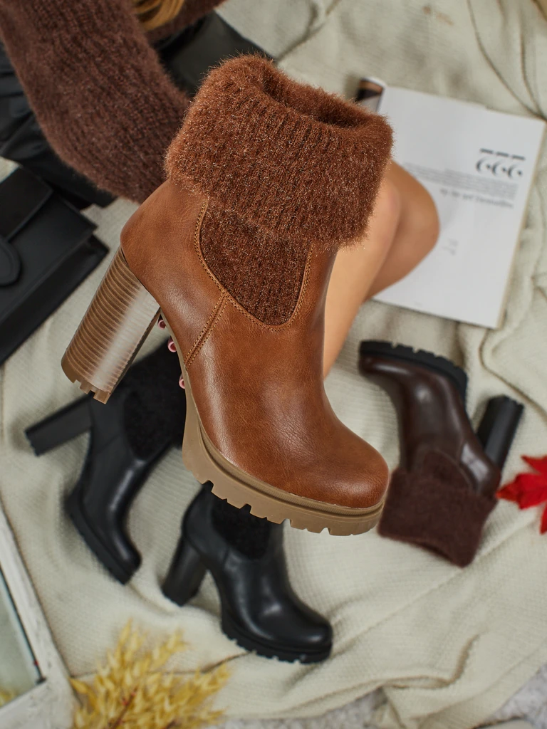 Дамски боти до глезена от еко кожа на ток с плетиво Tirave