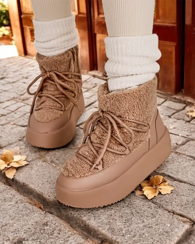 Дамски сняг ботуши на Royalfashion Томис