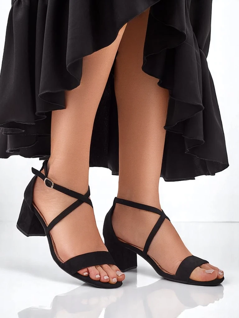 Роялфешън дамски сандали от еко велур Romates