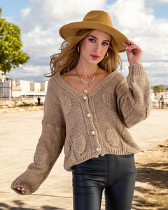 светлокафяв