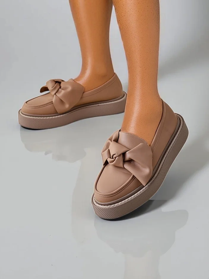 Royalfashion Елегантни дамски мокасини с панделка Ortto