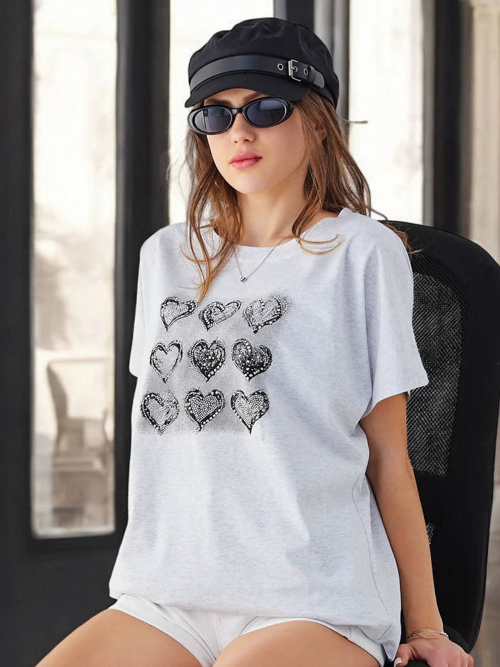 Роялфешън дамска памучна тениска Много сърца