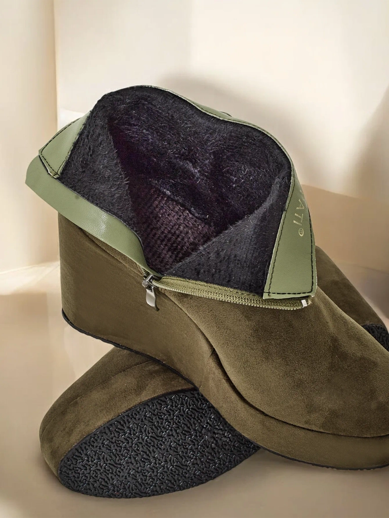 Дамски боти на килце Royalfashion Sieffa