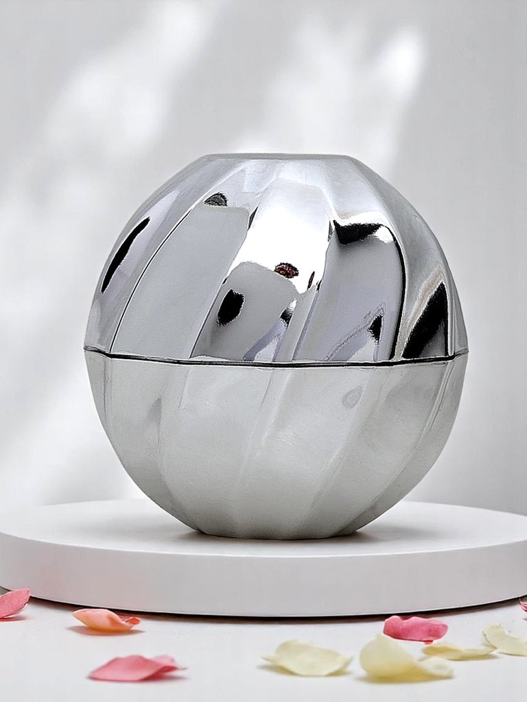 Балм Парфюм, вдъхновен от Rose of no man's land