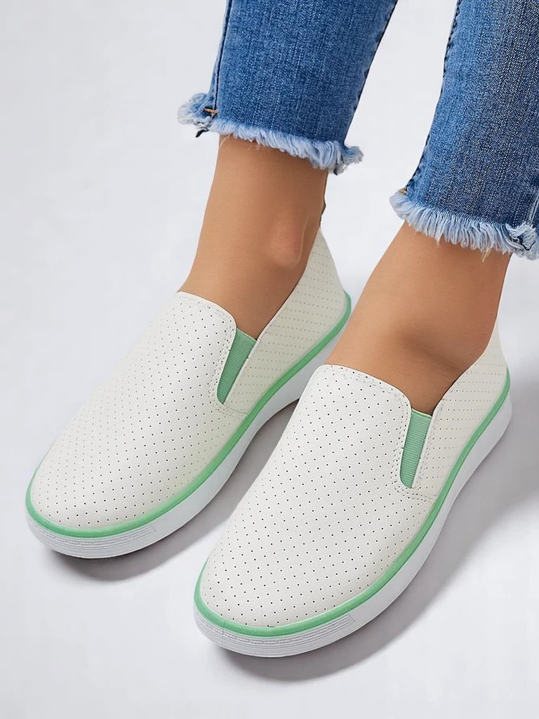 Royalfashion Женски обувки с перфорации тип слип-он Kassias