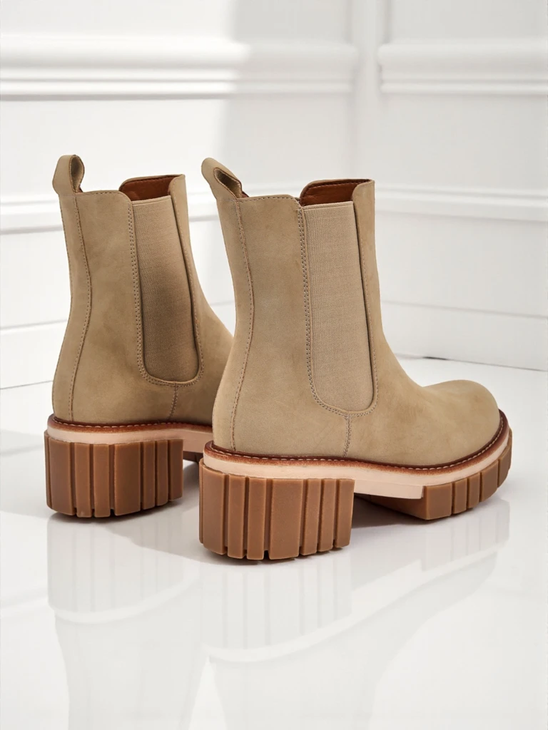 Боти до глезена на токче от еко набук Amber Walk