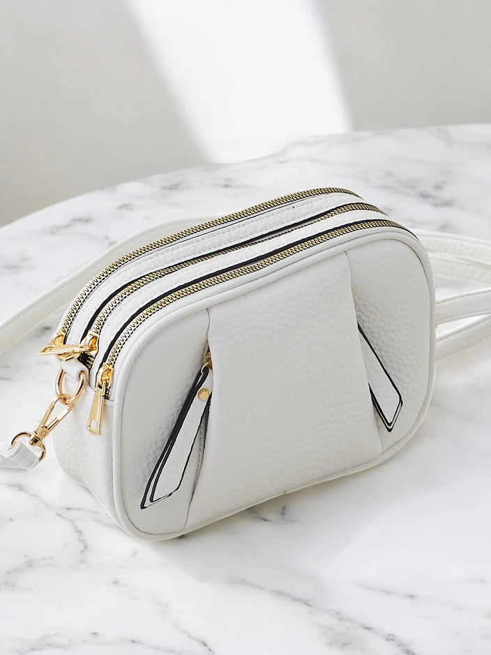 Royalfashion Малка дамска чанта, изработена от еко-кожа