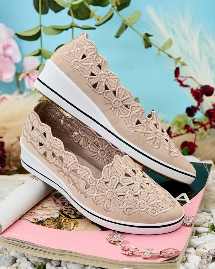 Royalfashion Дамски полуобувки на нисък ток Dellio