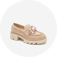 светлокафяв || кафяв