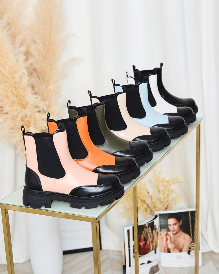 Royalfashion Бели дамски ботуши Userrus