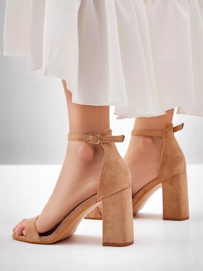 Royalfashion Женски сандали от еко велур Qwadrat