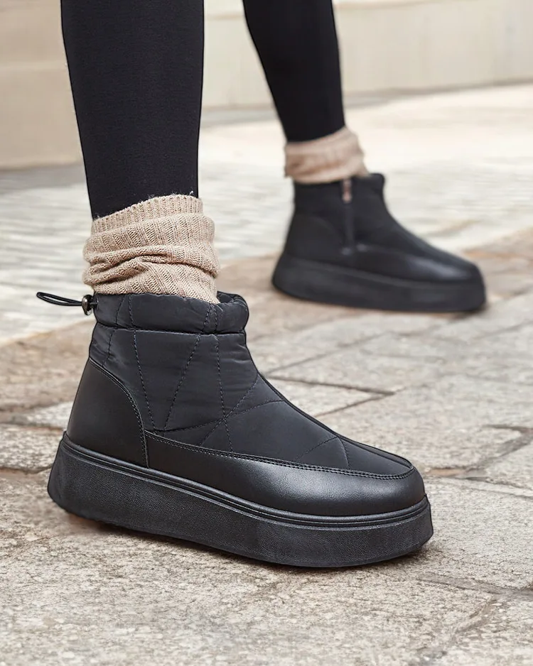 Royalfashion Дамски ботуши за сняг в черен цвят Fopinia