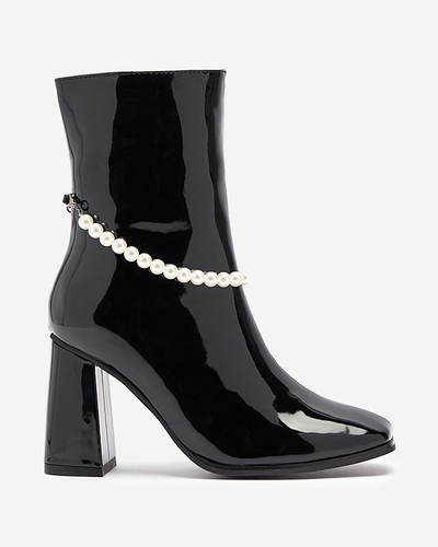 Черни лакирани дамски ботуши на висок ток Rassla- Обувки