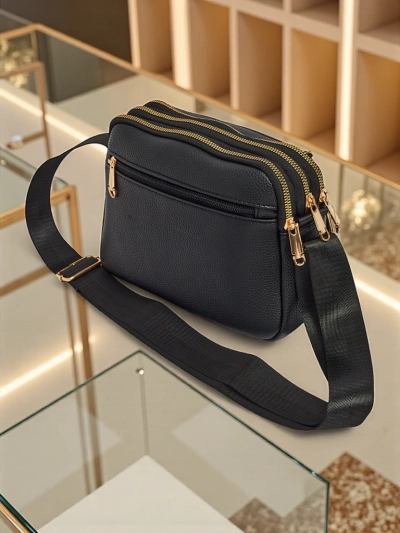 Малка дамска чанта от еко кожа Ebony Glow