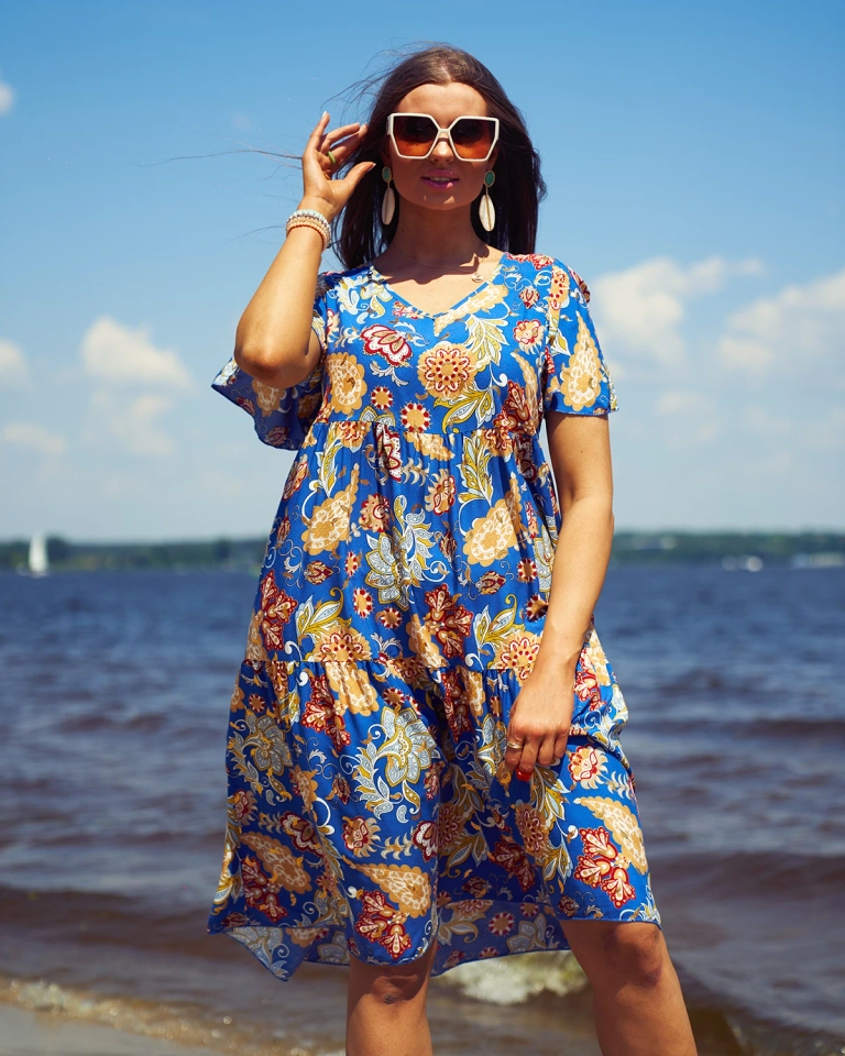 Royalfashion Кобалтова дамска рокля с цветен десен