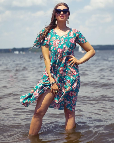 Royalfashion Зелена дамска рокля с цветен десен