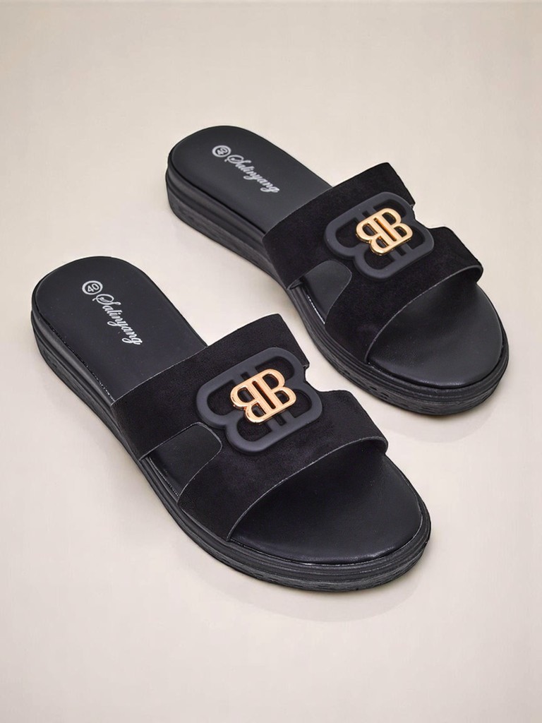 Royalfashion Дамски чехли на плоска подметка ChicStep