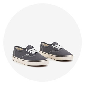 гълъбово сиво || Тъмно сиво