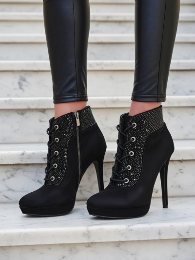 Royalfashion Дамски обувки с токче и камъни Efelolo