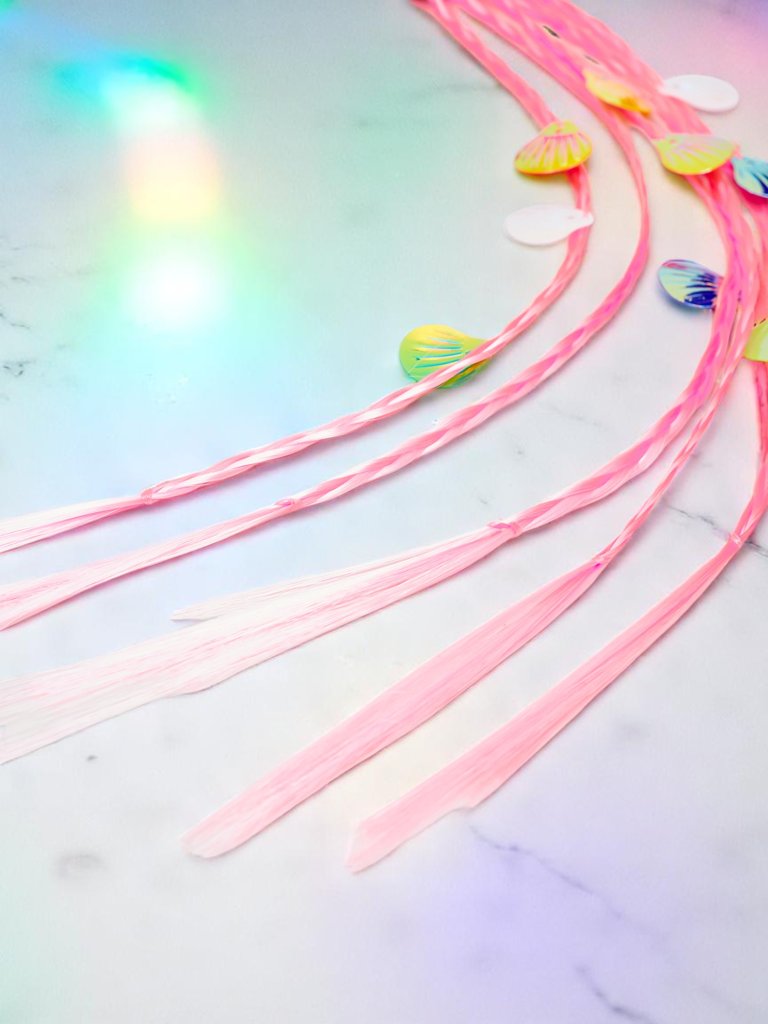 Royalfashion Прикачващи се плитки с мидени черупки на ластична лента