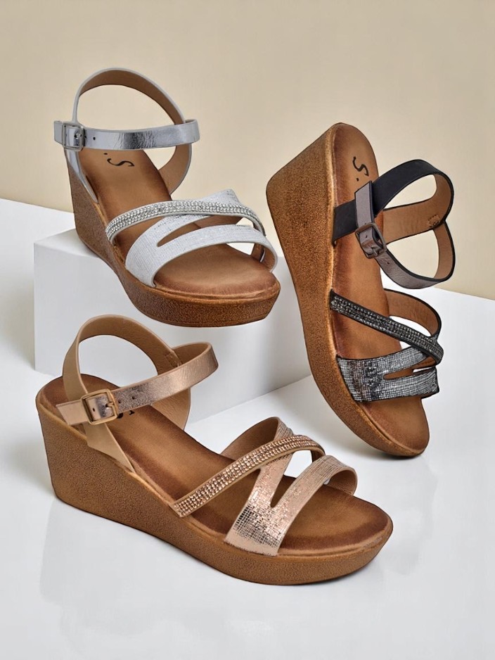 Жени сандали на платформа Royalfashion с кристали и блестящи детайли Eclat