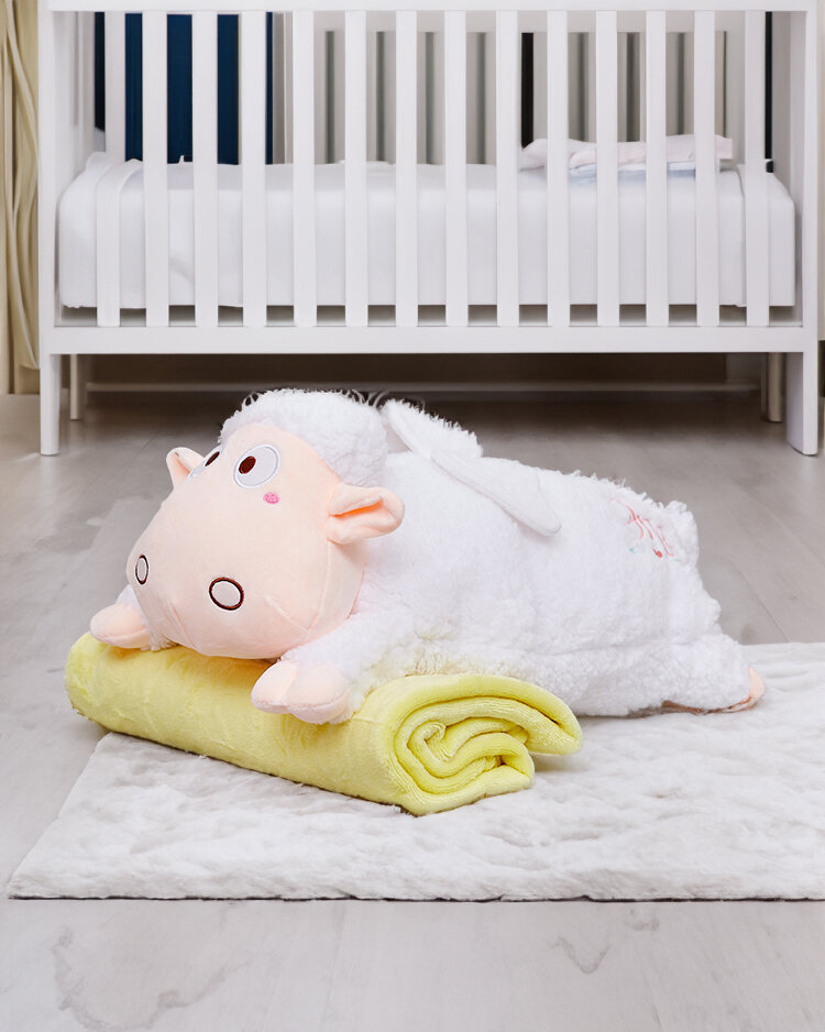 Royalfashion Плюшена играчка с одеяло