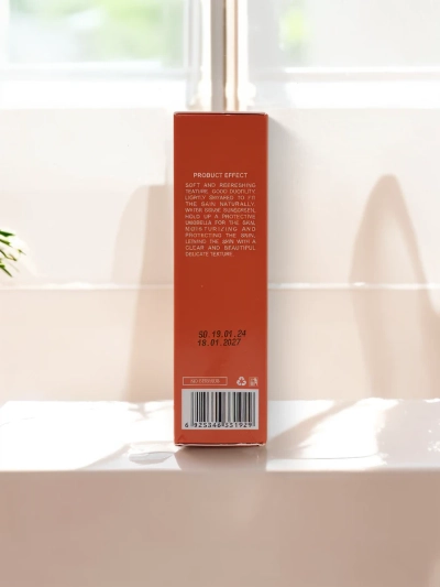 Слънцезащитен крем Sadoer 50 SPF 40 г