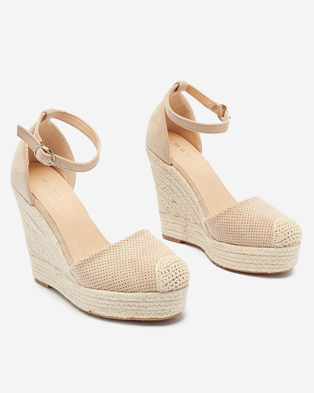 Royalfashion Бежови дамски сандали на платформа Meylasi