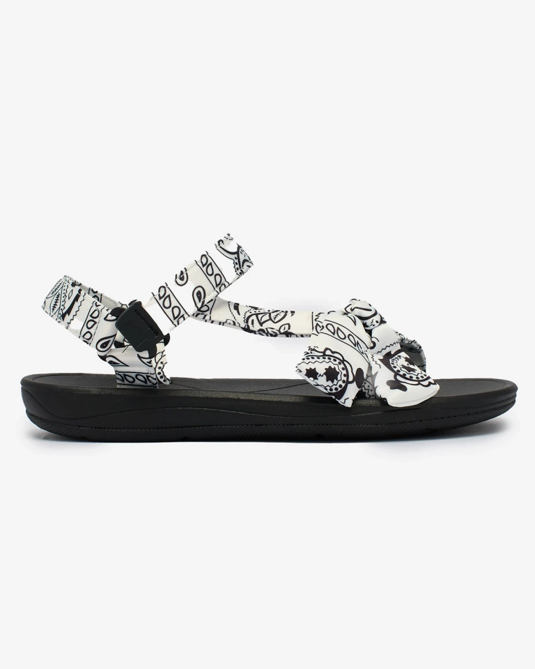 Royalfashion Бели дамски сандали с панделка Oyall