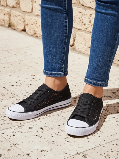 Дамски кецове Calista Nero с дантела, дишащи – колекция Лято/Пролет