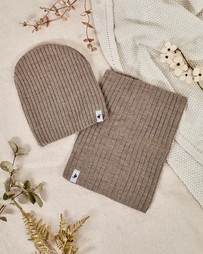 Зимен комплект Royalfashion Universal - шапка с покривало