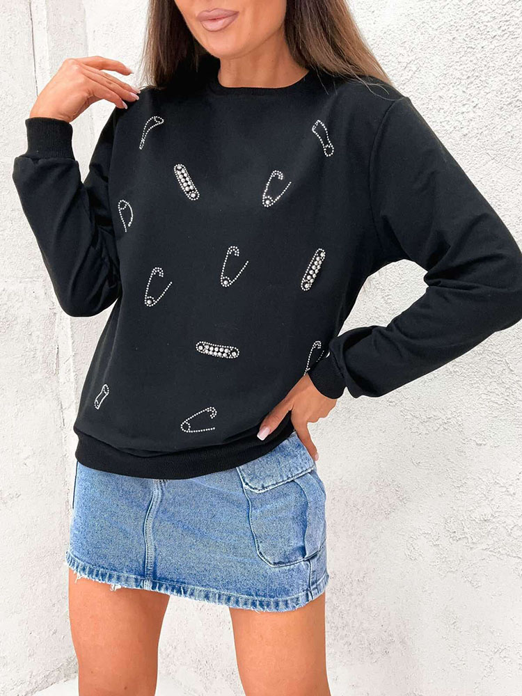 Royalfashion Дамски бял суитчър с циркони и мъниста