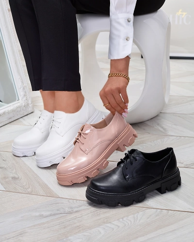 Розови лакирани дамски полуобувки Delgor- Footwear